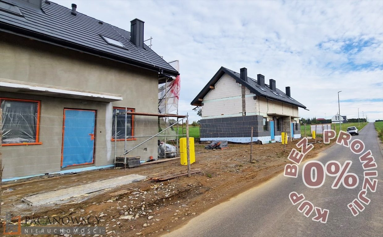 Mieszkanie czteropokojowe  na sprzedaż Bębło  65m2 Foto 1