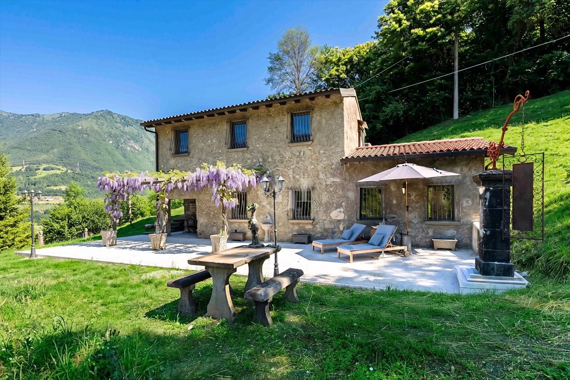 Urokliwa posiadłość 88 m² w Solto Collina - odrestaurowana Włochy, Bergamo  88m2 Foto 1