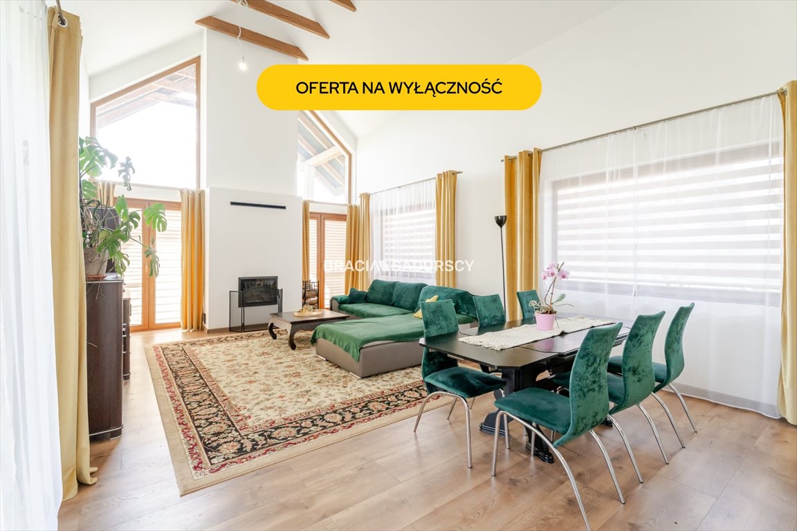 Przestronny dom z garażem, 275 m², Zawada, gotowy do zamieszkania Zawada  275m2 Foto 1