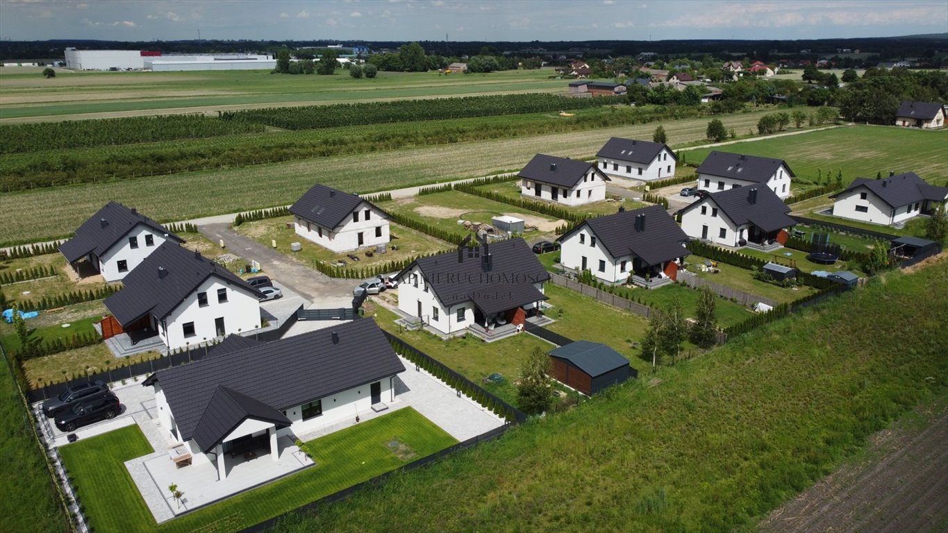 Nowoczesny dom z ogrodem - 72 m², taras, 500 m² działki Królewska Modła, Polna  72m2 Foto 1