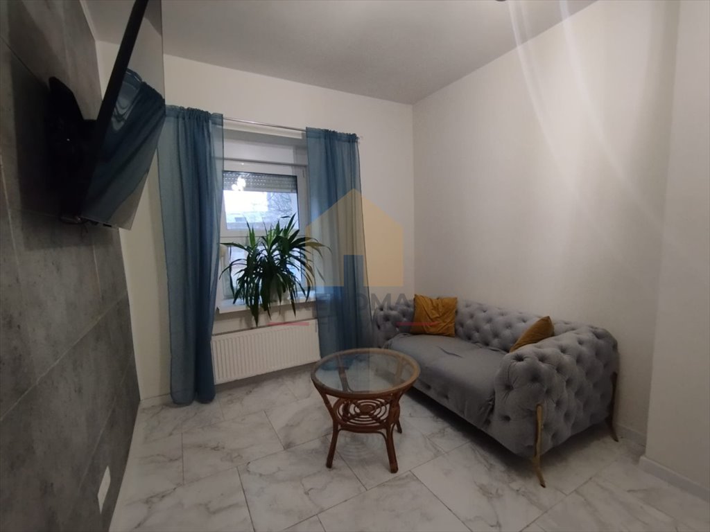 Na sprzedaż przestronne 45 m² mieszkanie po remoncie z ogródkiem i miejscem parkingowym Legnica, Jana Kochanowskiego  45m2 Foto 1