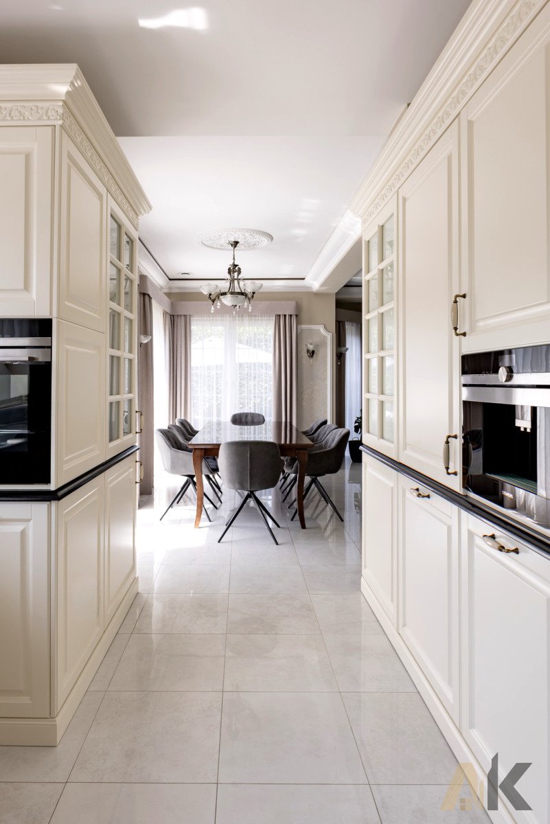 Inteligentny dom 211 m² z unikatową rzeźbą i włoskim wykończeniem Wielogłowy  211m2 Foto 1