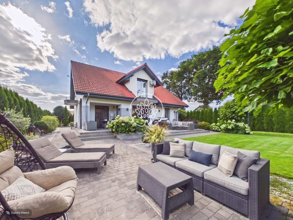 Do sprzedania przestronny dom 276 m² z dużą działką w Osielsku Osielsko  276m2 Foto 1