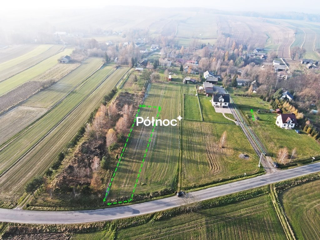 Na sprzedaż działka 2131 m² z mediami pod zabudowę w Porębie Dzierżnej Poręba Dzierżna  2 131m2 Foto 1