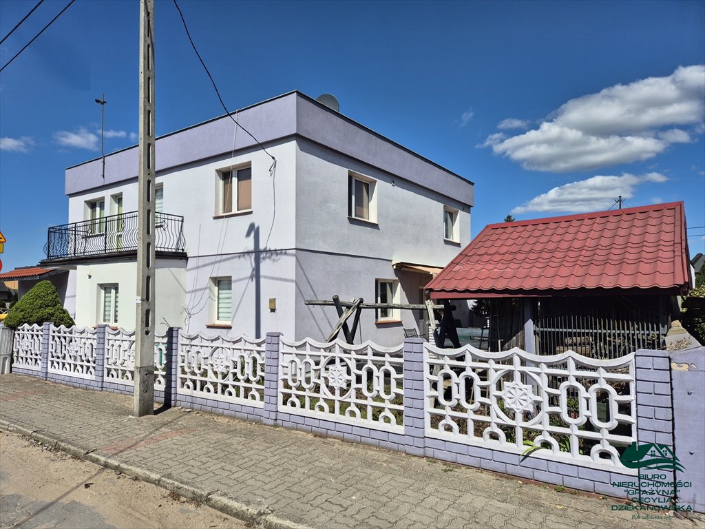 Przestronny dom 200 m² z garażem i dodatkowym domkiem Aleksandrów Kujawski  200m2 Foto 1