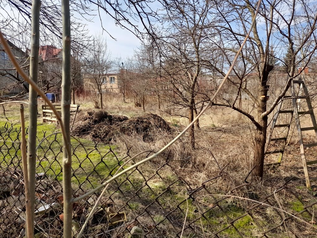 Sprzedam działkę 1000 m² w Kampinosie z mediami i dobrym dojazdem: Kampinos