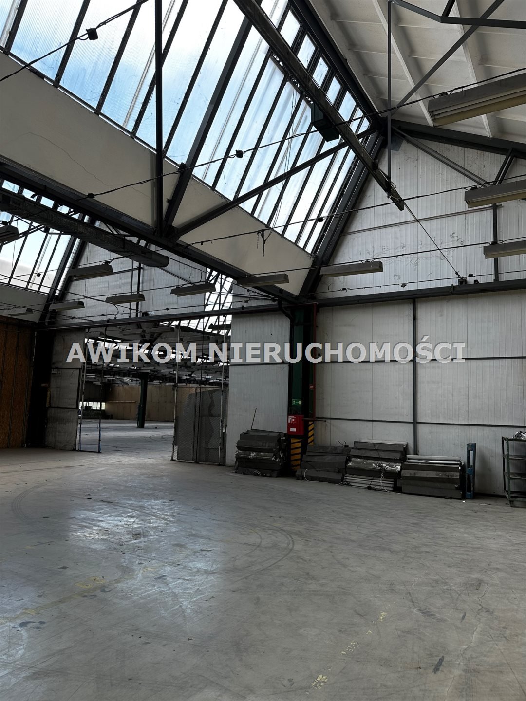 Lokal użytkowy na sprzedaż Błonie  2 300m2 Foto 5