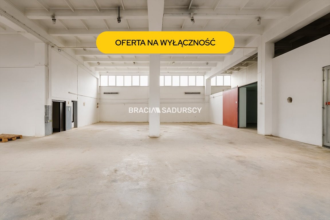 Hala warsztatowa 450 m² z biurem i parkingiem w centrum Proszowice, Nowa  450m2 Foto 1