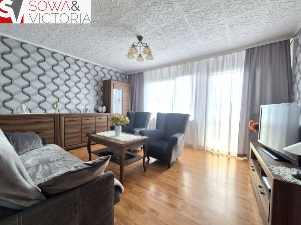 Na sprzedaż słoneczne 3-pokojowe mieszkanie 60,6 m² z nową stolarką i parkingiem Świebodzice  61m2 Foto 1