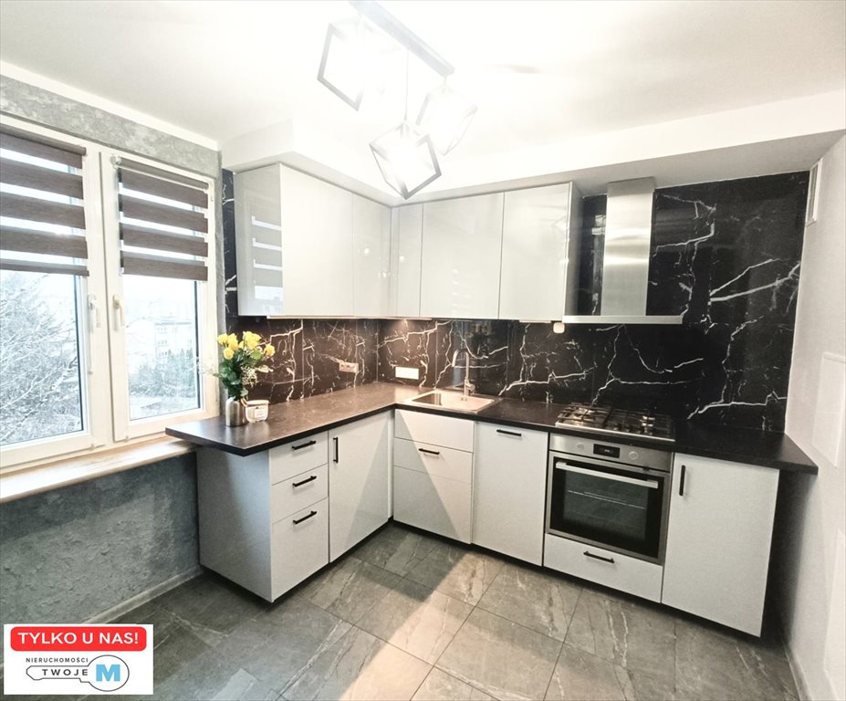 Kawalerka na sprzedaż Kielce, Herby, Herby  33m2 Foto 1