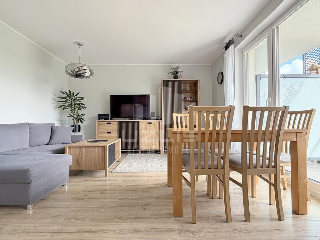 Do sprzedania przestronne 4-pokojowe mieszkanie z balkonem w Starogardzie Gdańskim Starogard Gdański, Alojzego Pawła Gusowskiego  65m2 Foto 1