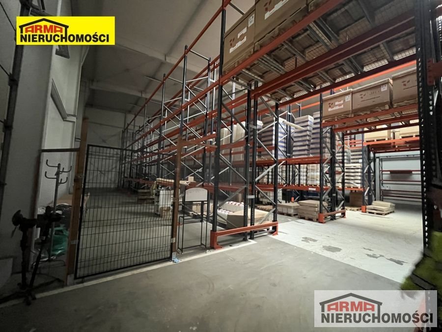 Magazyn 500 m² z wydzieloną częścią i paletami w Stargardzie Stargard, Usługowa  500m2 Foto 1