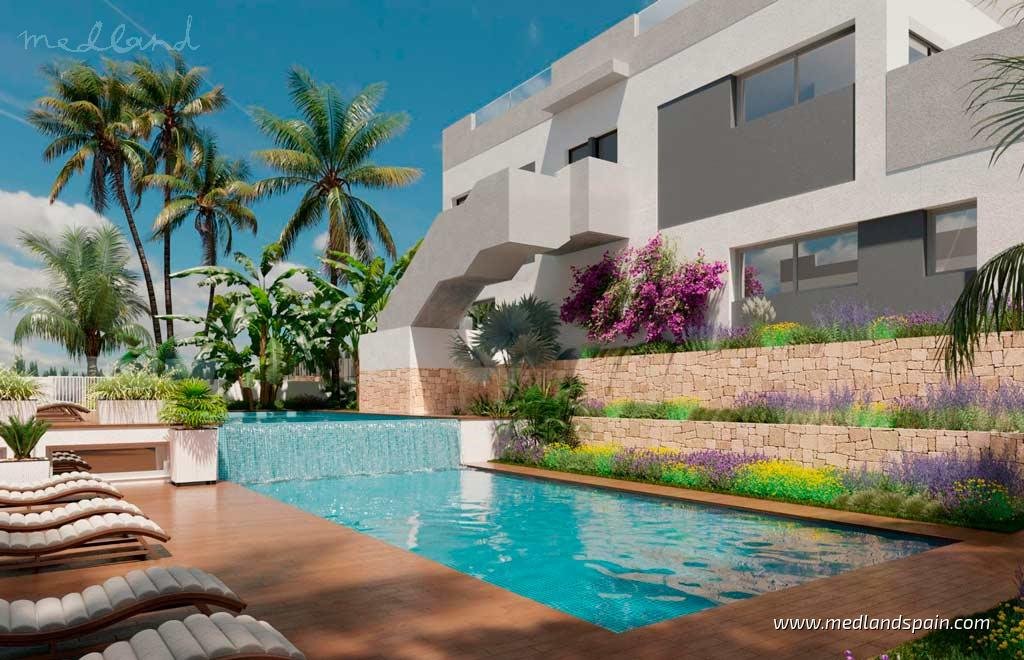 Mieszkanie trzypokojowe na sprzedaż Hiszpania, Torrevieja  110m2 Foto 1