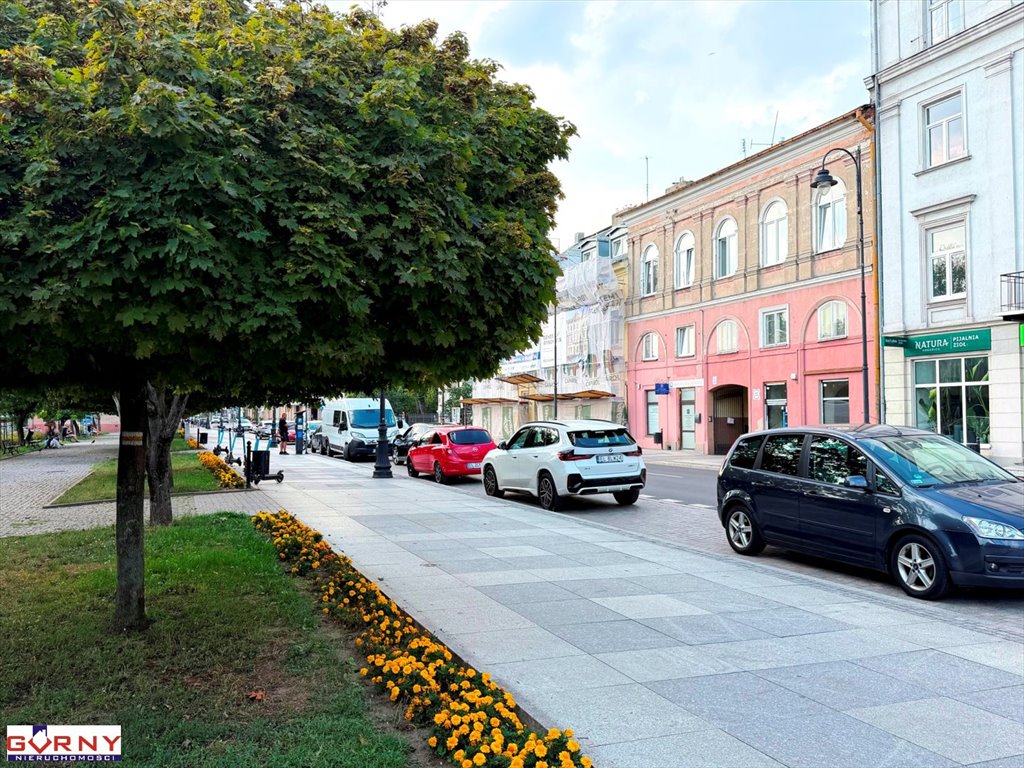 Pięciopokojowe mieszkanie przy deptaku z widokiem na fontannę polecam Piotrków Trybunalski, Centrum  105m2 Foto 1