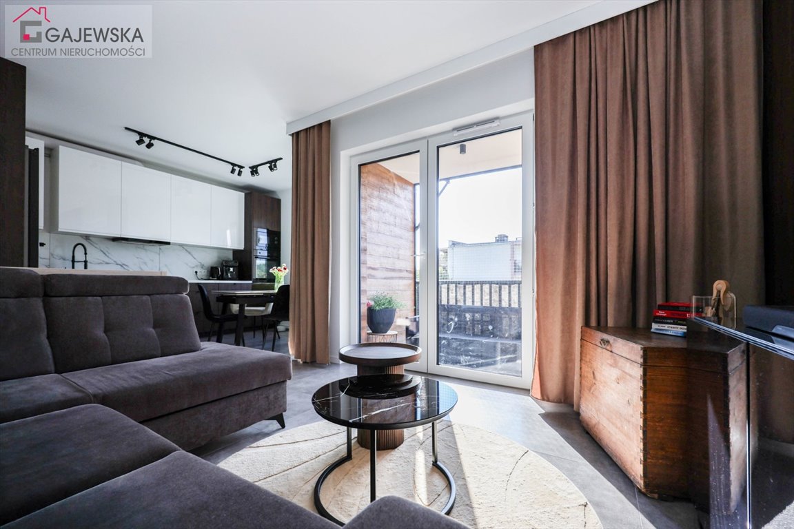Nowoczesne 2-pokojowe mieszkanie 44 m² w Pile - balkon i jasne wnętrza Piła, Zamość  44m2 Foto 1