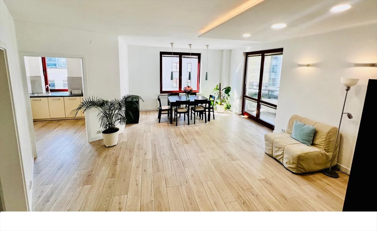 Sprzedam jasne 79 m² mieszkanie z panoramicznymi oknami w Warszawie Warszawa, Śródmieście, Łucka 18  80m2 Foto 1