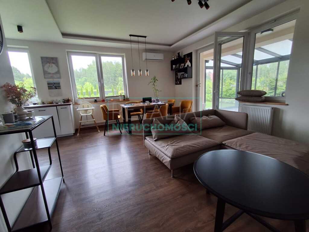 Dom na sprzedaż Jaktorów  140m2 Foto 1