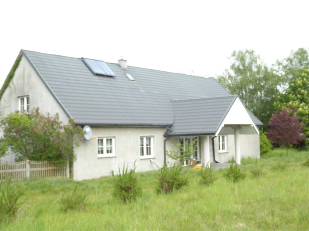 Sprzedam przestronny dom z garażem i ogrodem w Golina Golina, Golina  180m2 Foto 1