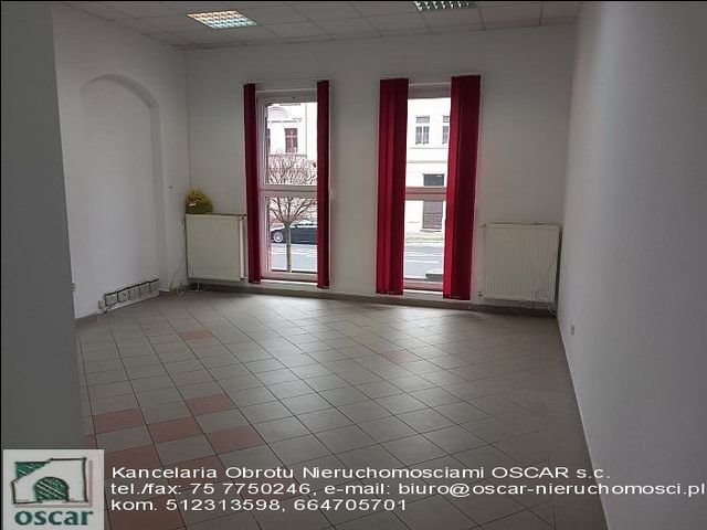 Lokal użytkowy na wynajem Zgorzelec, Ścisłe Centrum  44m2 Foto 1