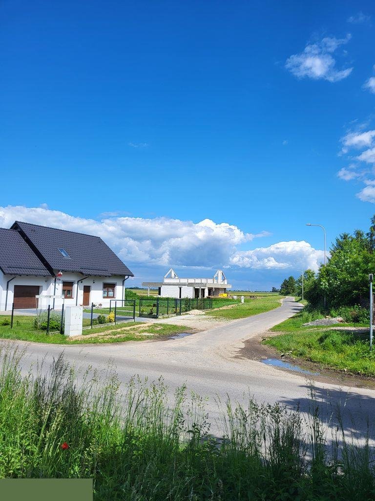 Polecam dużą działkę 5500 m² z mediami i możliwością podziału Smolna  5 500m2 Foto 1