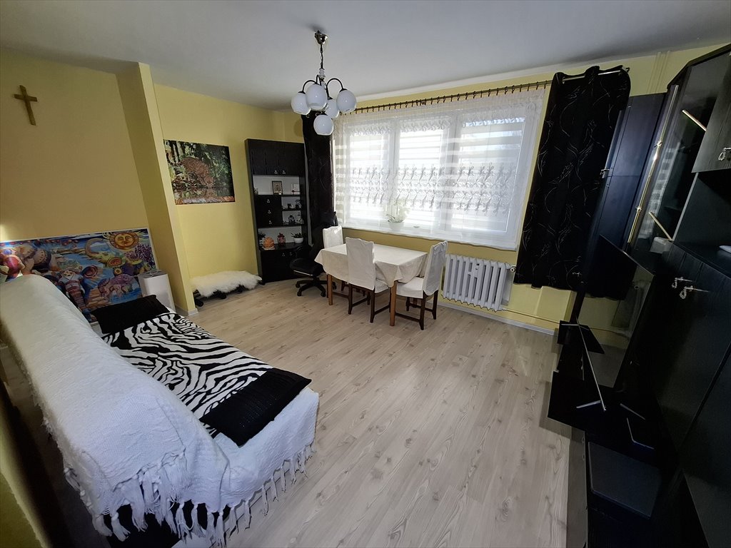 Kawalerka 25,5 m² z cegły, blisko centrum Konina Konin  26m2 Foto 1