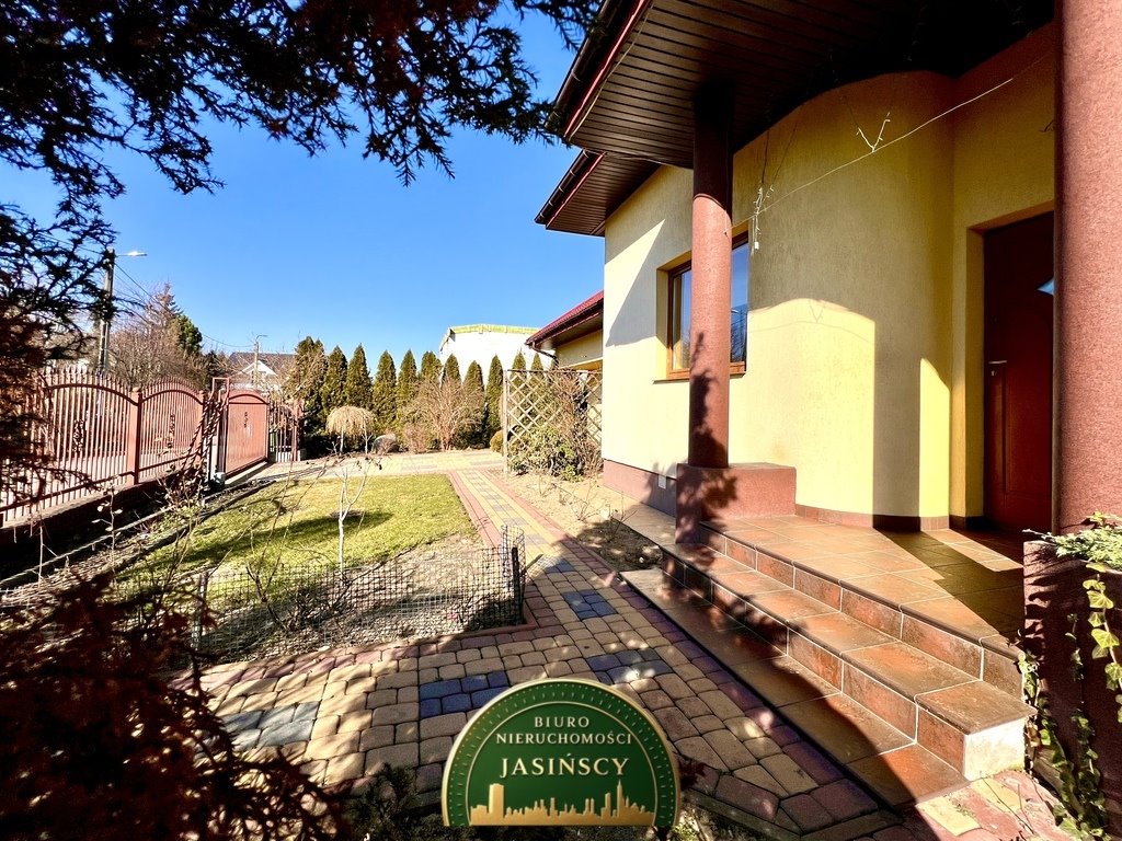 Dwurodzinny dom 334 m2 z garażem i dużą działką Ciechanów, Widna  335m2 Foto 1