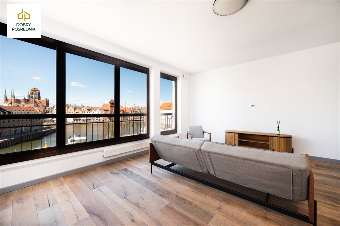 Apartament z widokiem na Motławę i Żuraw, 2 pokoje, klimat Gdańsk, Szafarnia  49m2 Foto 1