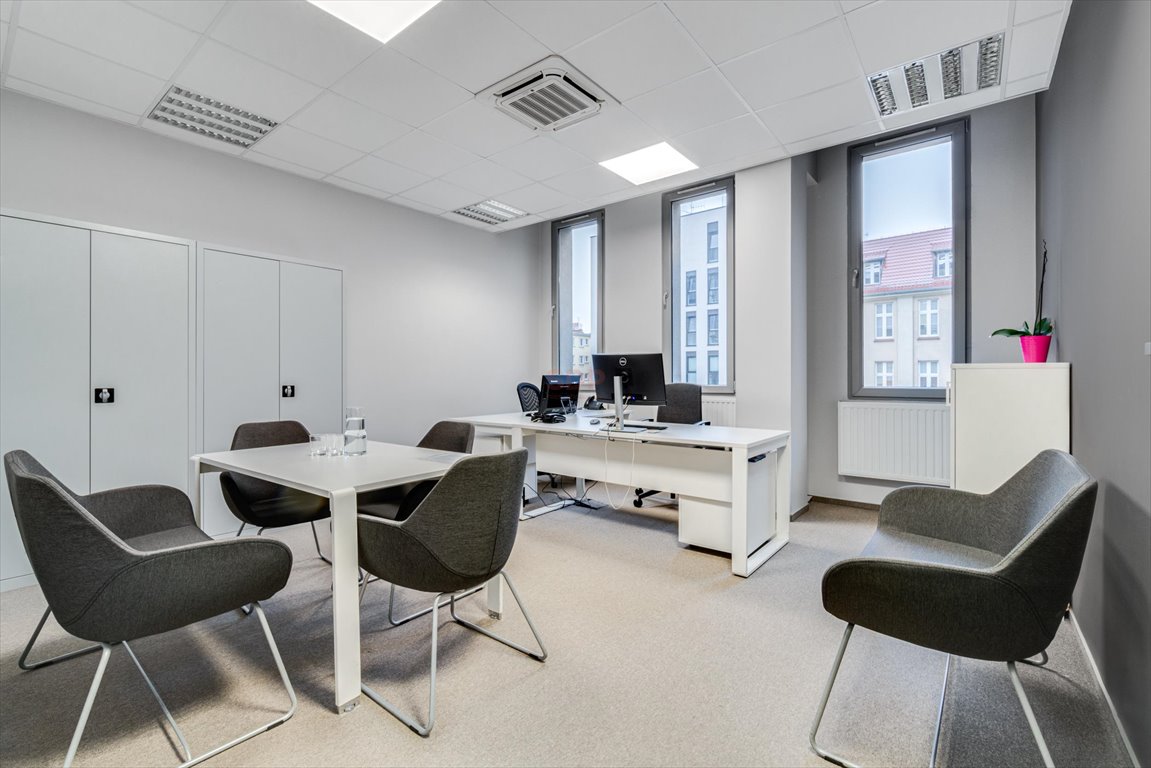 Nowoczesny lokal biurowy 166 m2 z recepcją i klimatyzacją Wrocław, Stare Miasto, Przedmieście Oławskie, Dąbrowskiego Henryka  167m2 Foto 1