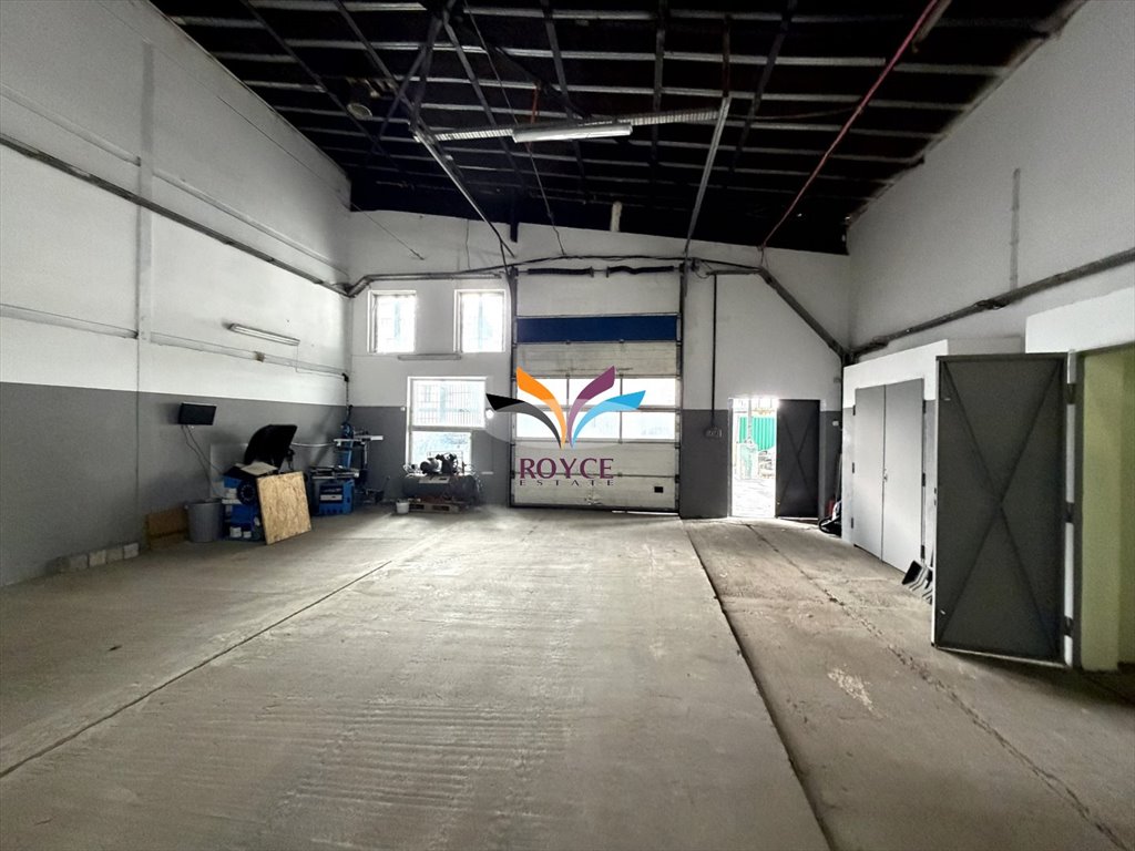 Polecam magazyn 300 m² na Ursynowie z placem i utwardzeniem: Warszawa Ursynów, Wyczółki