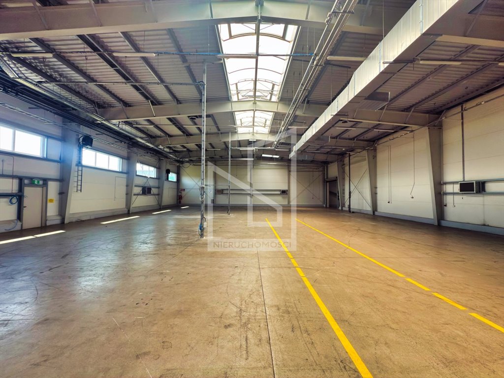 Sprzedam nowoczesną halę magazynowo-produkcyjną 1335 m² w Pustkowie Pustków  1 335m2 Foto 1