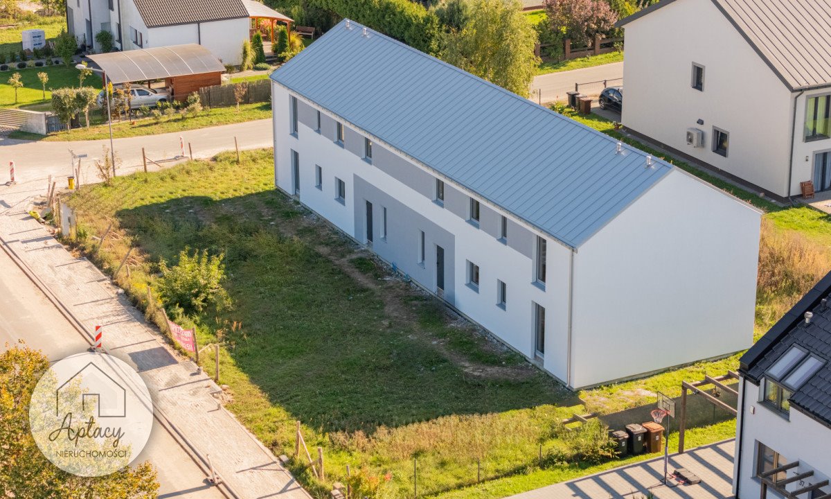 Kamionki, dom bliźniak 416 m² z możliwością podziału Kamionki, Krokusowa  417m2 Foto 1