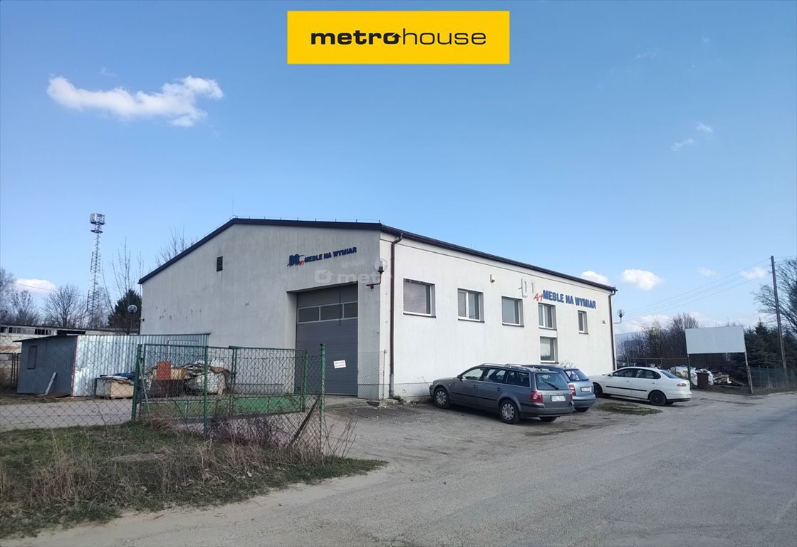 Przestronna hala produkcyjno-handlowa z biurem i lakiernią Bystrzyca Kłodzka, Kolejowa  315m2 Foto 1