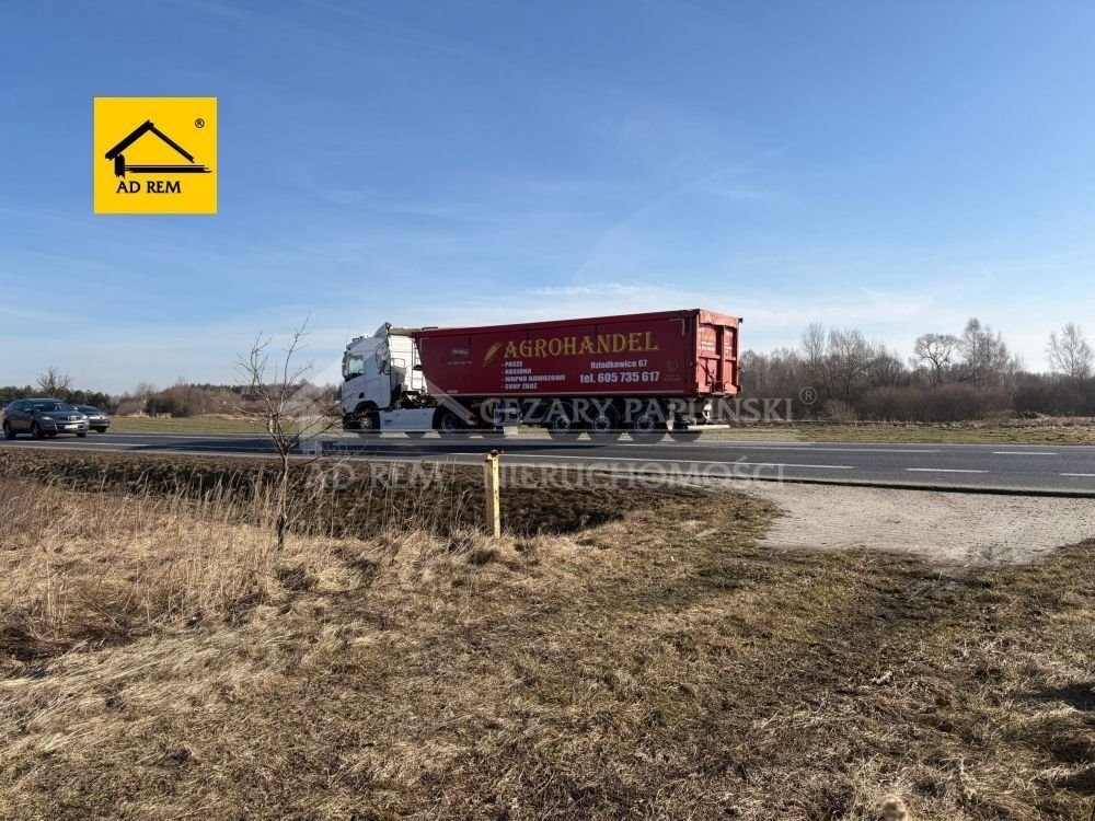 Działka usługowa 51 142 m² (blisko Lublina, dostęp do mediów) Trzciniec, Trzciniec, Lubartów  51 142m2 Foto 1
