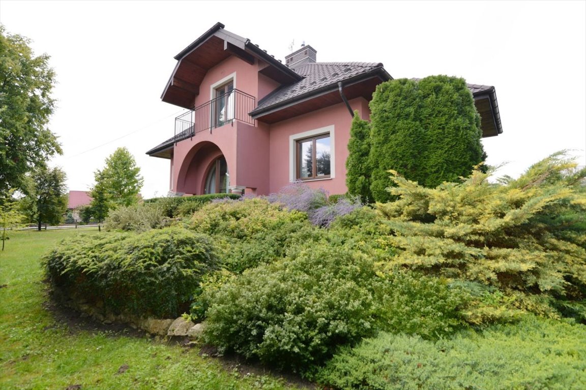 Przestronny dom z dużym ogrodem, 7 pokoi, garaż, wysoki standard Lubaczów  283m2 Foto 1