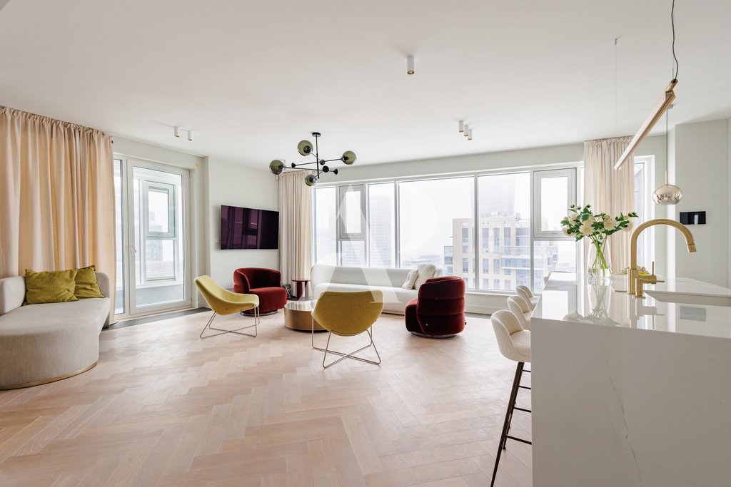 Luksusowy apartament 119 m2 na 23 piętrze z widokiem na Warszawę Warszawa, Śródmieście, Grzybowska  119m2 Foto 1