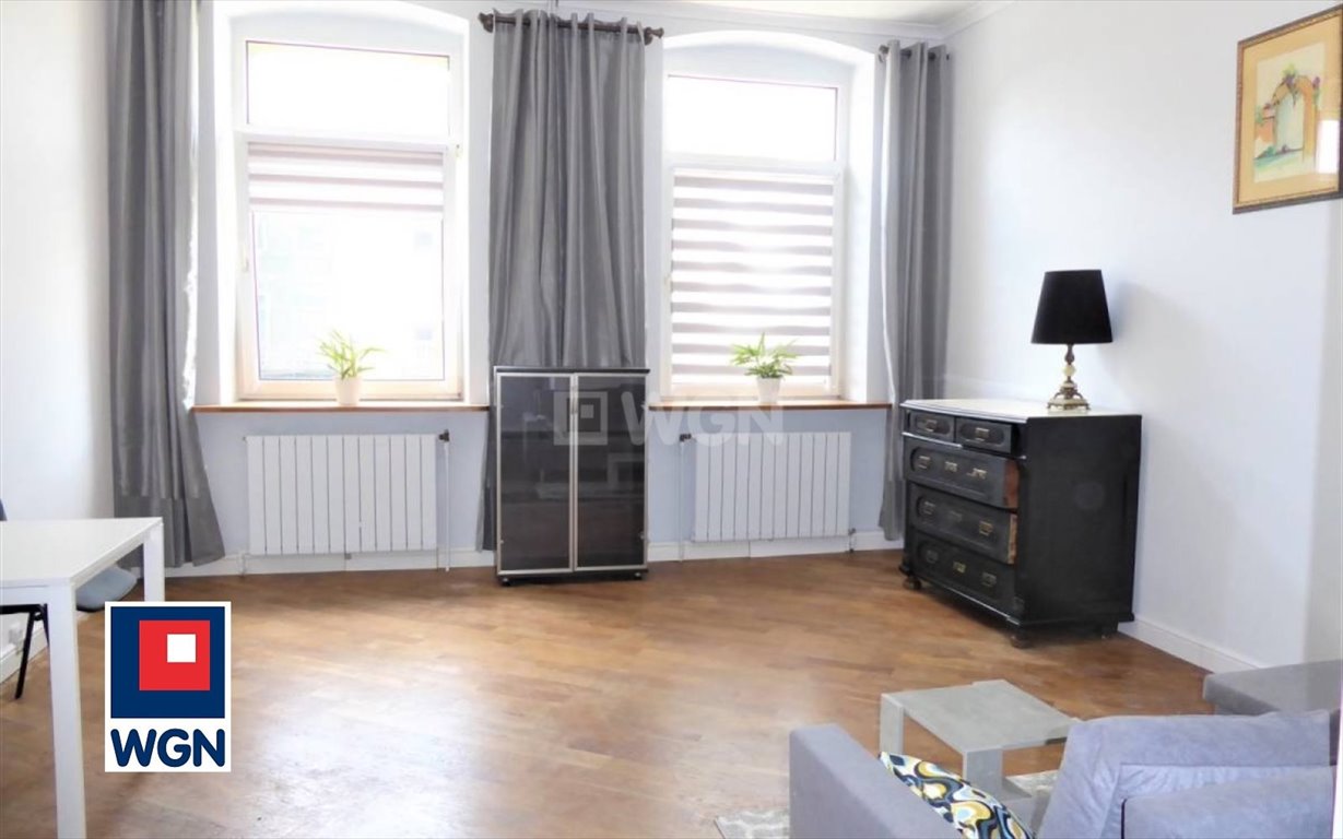 Przytulne 35 m² w centrum Częstochowy z pełnym wyposażeniem: Częstochowa Śródmieście: Dąbrowskiego