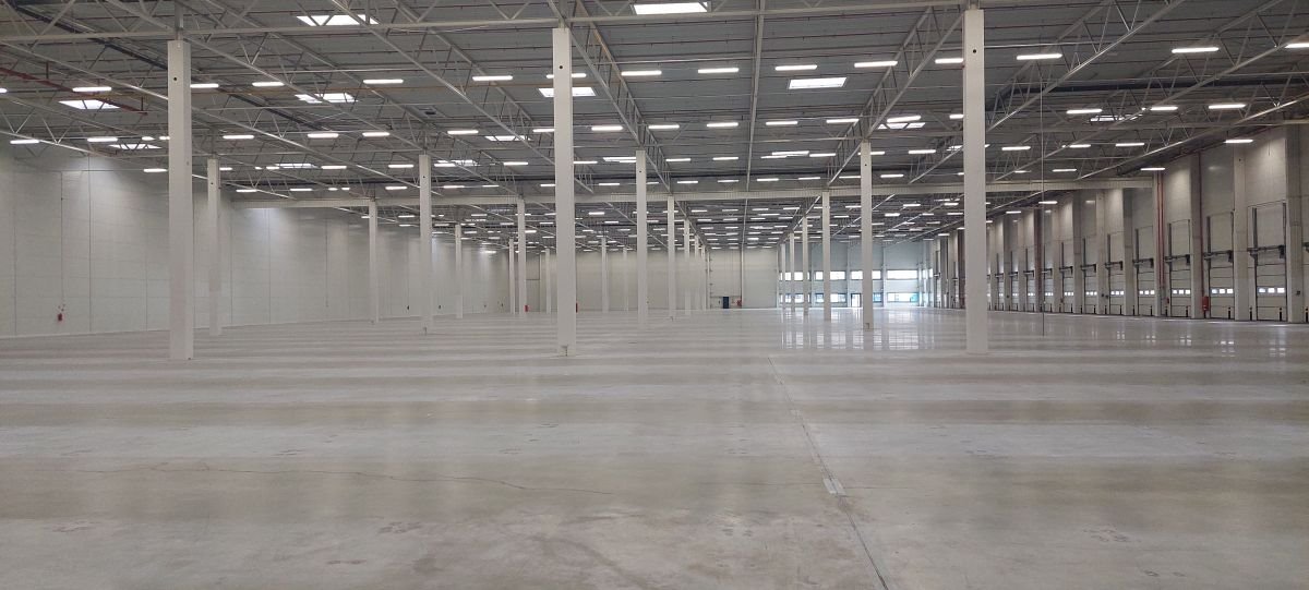 Magazyn na wynajem Karczew  18 000m2 Foto 1