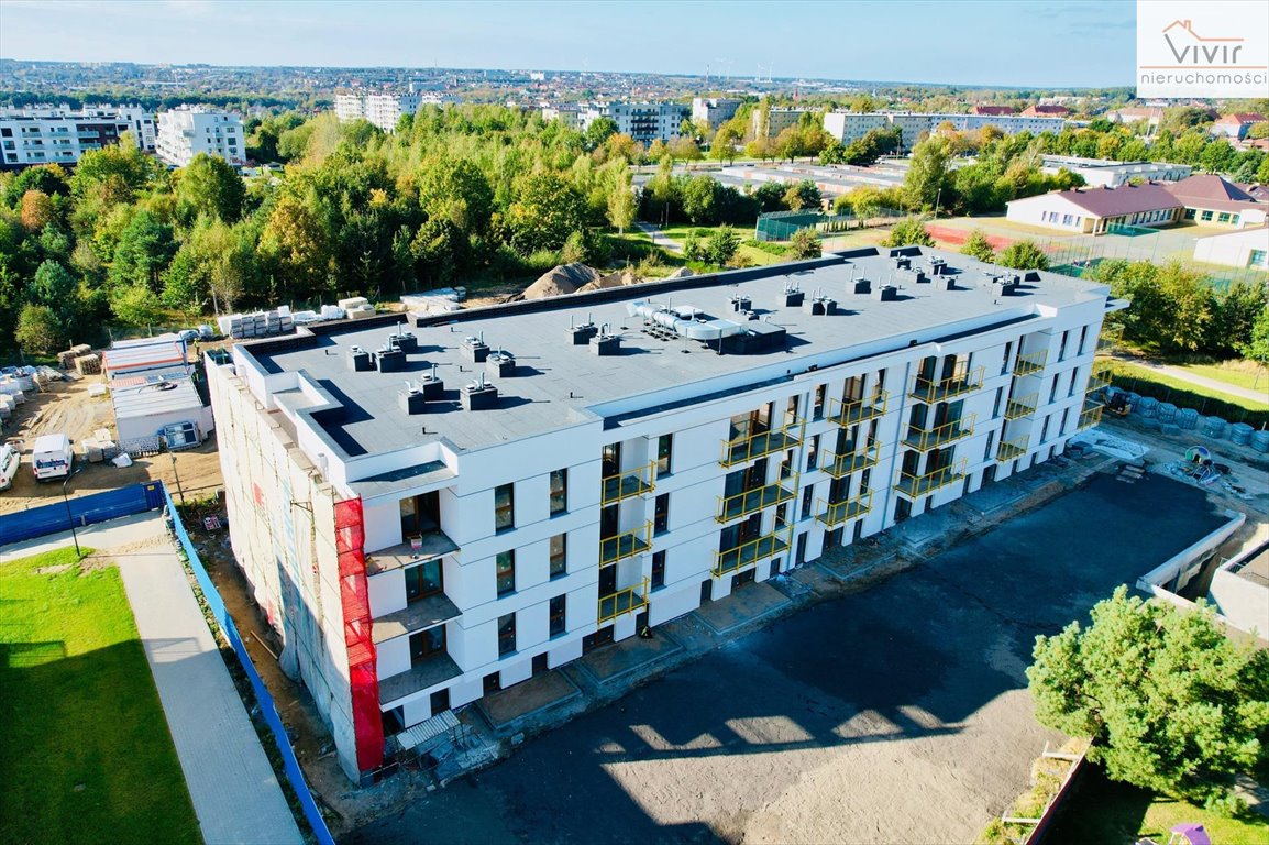 Mieszkanie dwupokojowe na sprzedaż Słupsk, Łady Cybulskiego  46m2 Foto 1