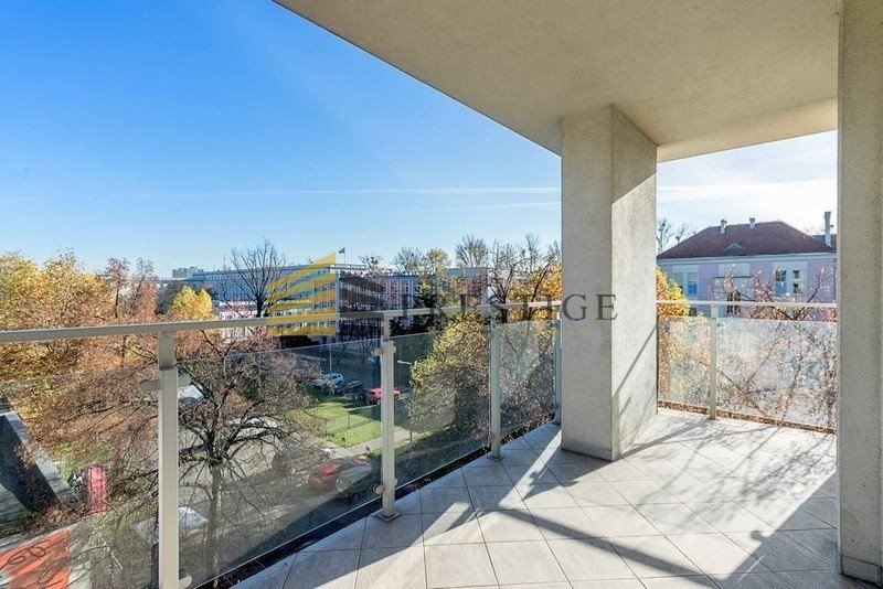 Mieszkanie trzypokojowe na wynajem Warszawa, Giordana Bruna  82m2 Foto 1