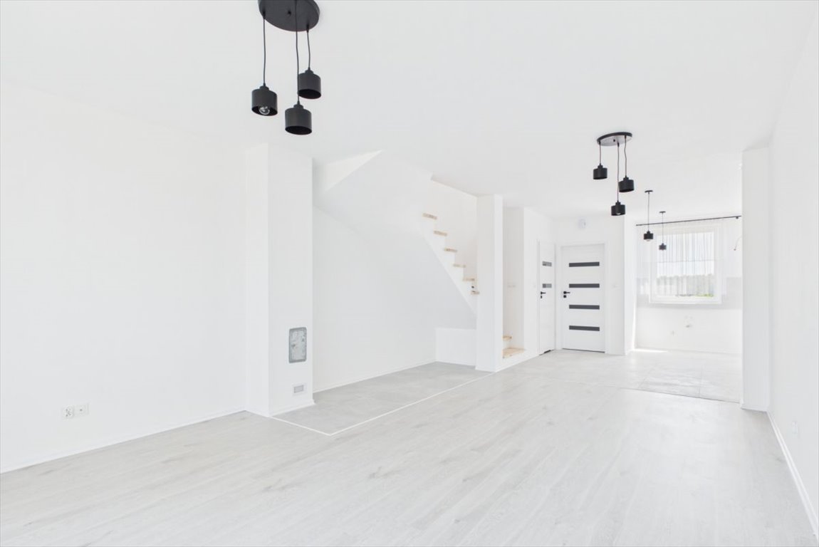 Nowy dom 74 m² z ogródkiem, gotowe wnętrza - polecam! Tokary, Nowe Tokary, Miła  74m2 Foto 1