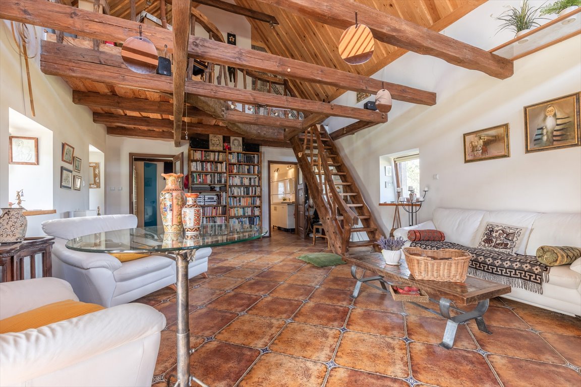 Do sprzedania urokliwy dom z tradycją i nowoczesnością 131,5 m² Półwieś  132m2 Foto 1