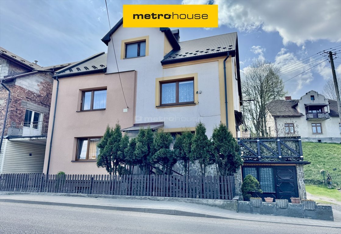 Na sprzedaż funkcjonalny bliźniak z dużym tarasem i garażem Jeleśnia, Jana Kazimierza  68m2 Foto 1