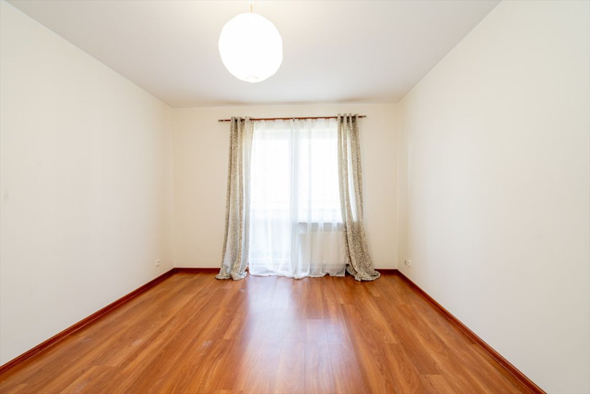 Mieszkanie dwupokojowe na wynajem Poznań, Wilda, Saperska  49m2 Foto 2
