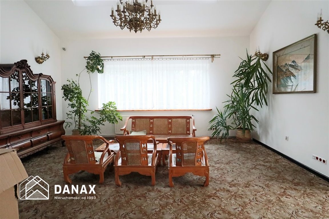 Przestronny dom 600 m2 z garażem i ogrodem zimowym Myślenice, Centrum  600m2 Foto 1