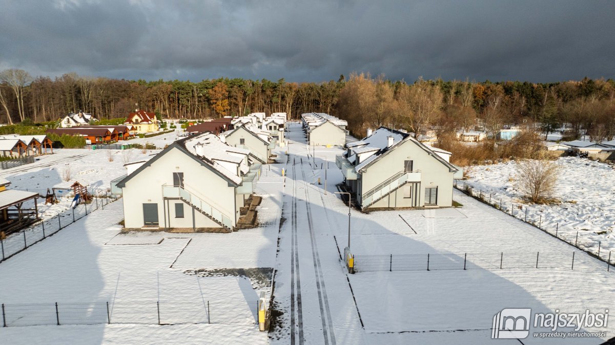 Lokal użytkowy na sprzedaż Mielenko  2 526m2 Foto 1