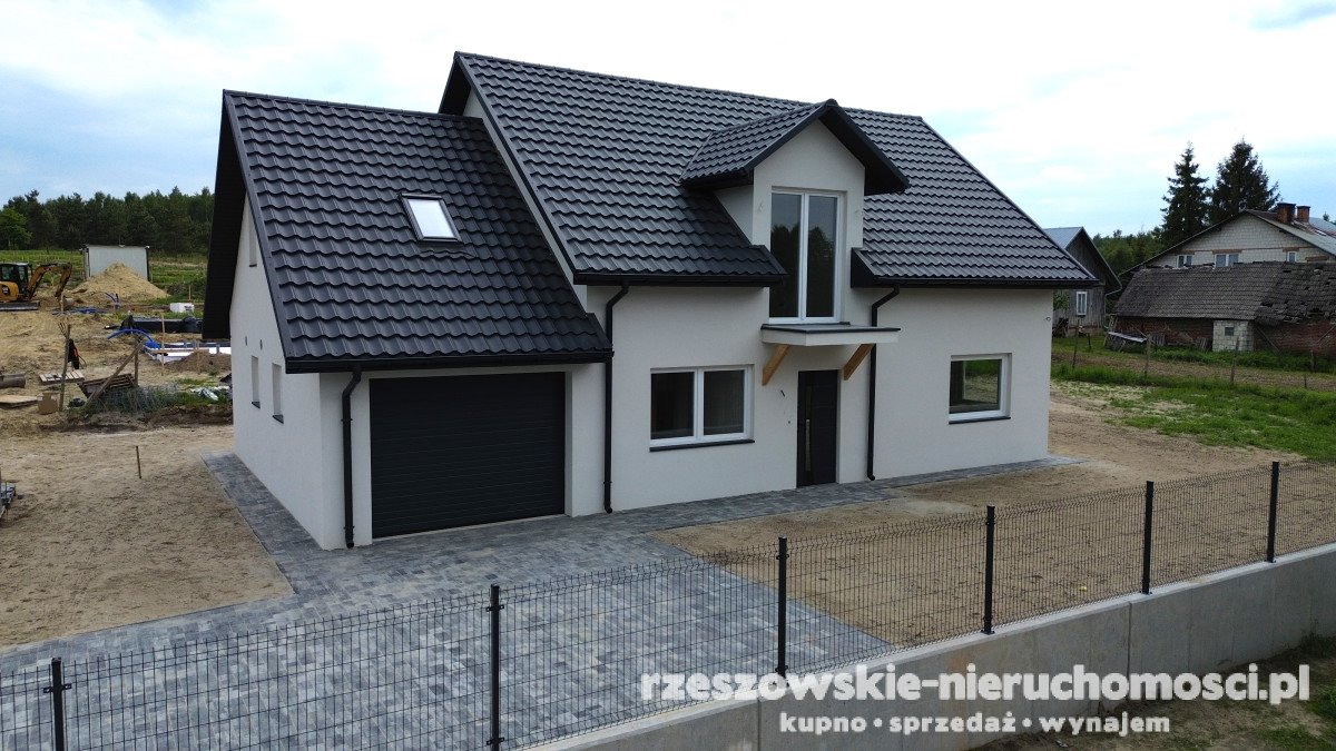 Nowoczesny dom 220 m² z garażem i tarasem polecam Węgliska  220m2 Foto 1