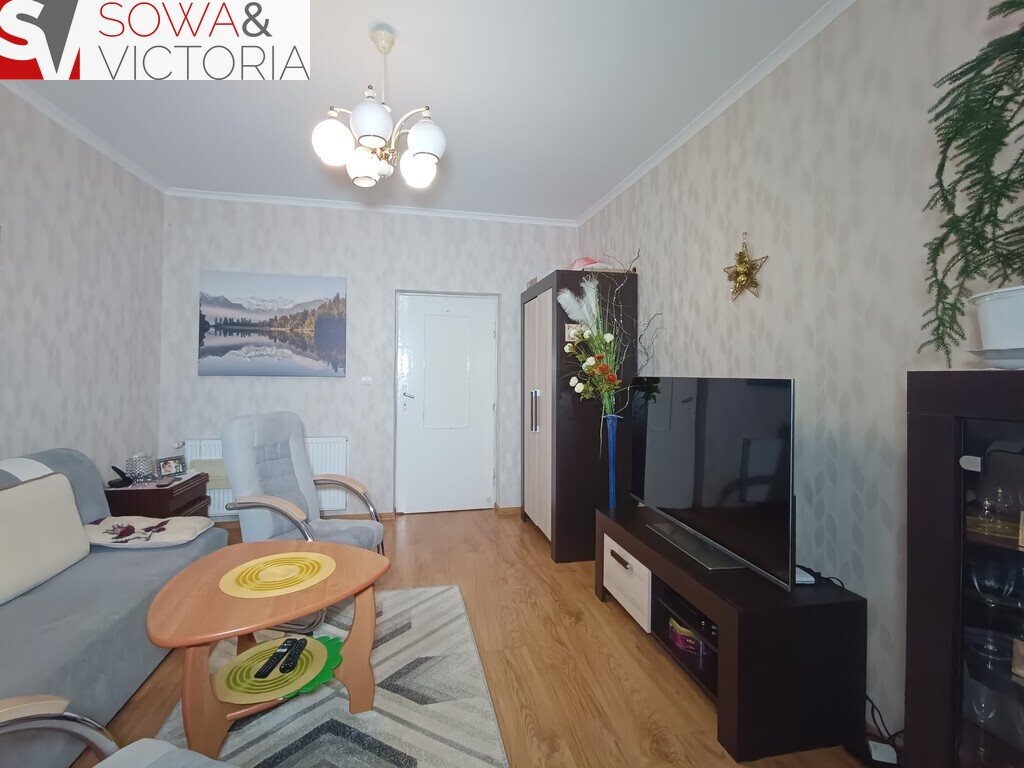 Mieszkanie dwupokojowe na sprzedaż Świebodzice  48m2 Foto 2