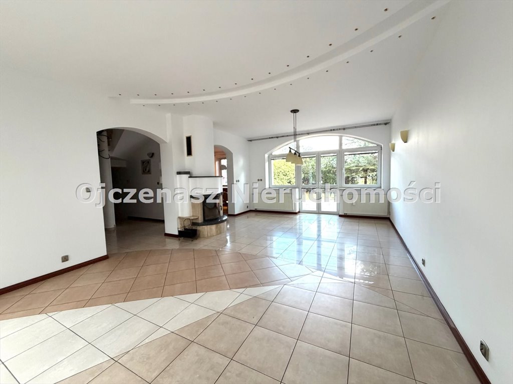 Sprzedam przestronny dom 309 m² z ogrodem i garażem w Osielsku Osielsko  309m2 Foto 1