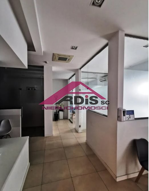 Wynajem lokalu 153 m2 z wyposażeniem, idealny na gabinety Warszawa  153m2 Foto 1