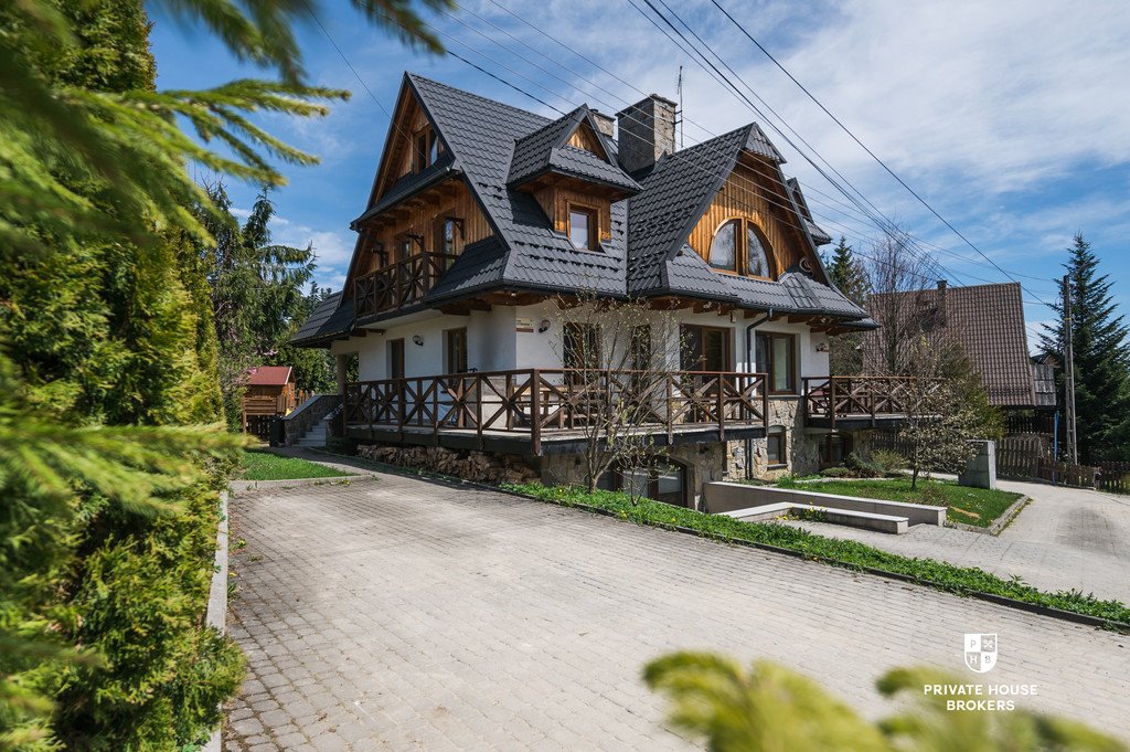 Podhalański dom z widokiem na Giewont, 4 apartamenty, 355 m2 Kościelisko  450m2 Foto 1
